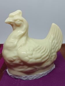 moulage-poule-blanche